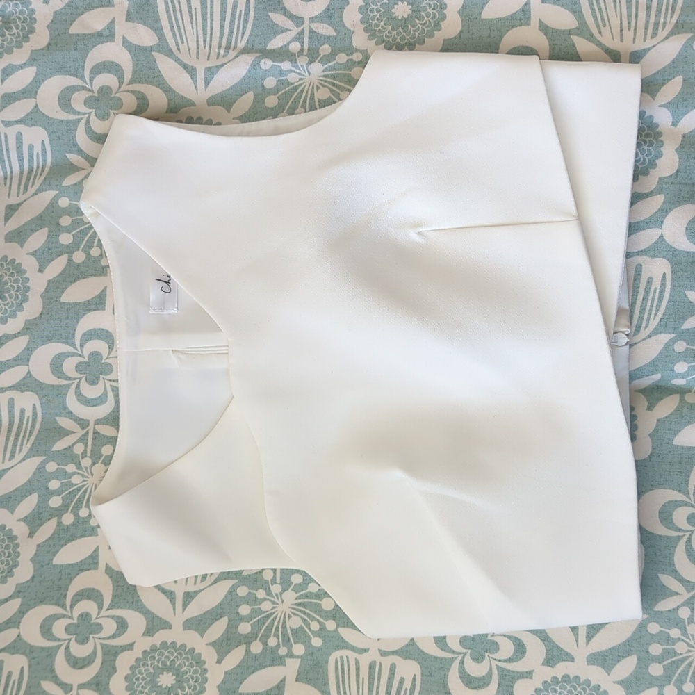 EUC XS Chic Wish wrap cropped top